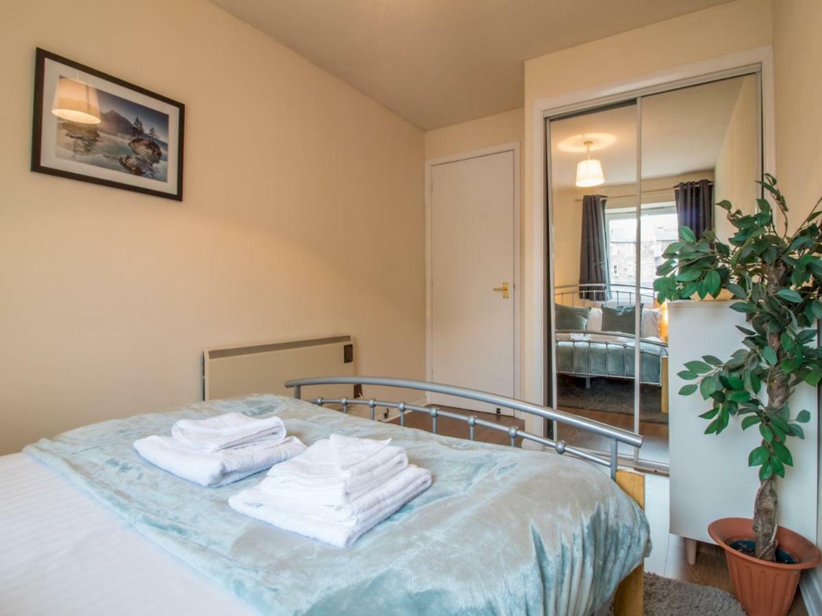 Bright & Tranquil Apartment Near City Centre With Free Parking! Edinburgh Bagian luar foto